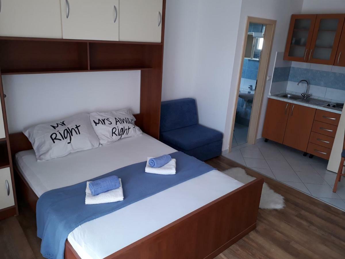 Apartmani Marino 普利拉卡 外观 照片