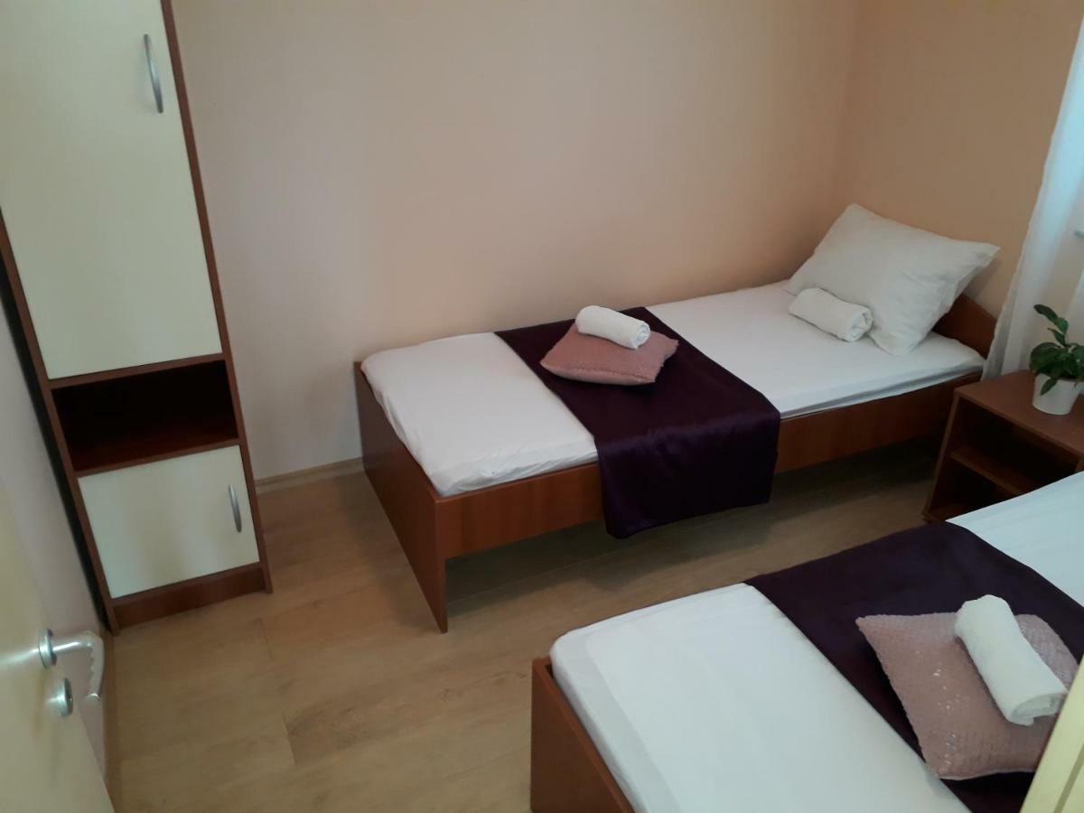 Apartmani Marino 普利拉卡 外观 照片
