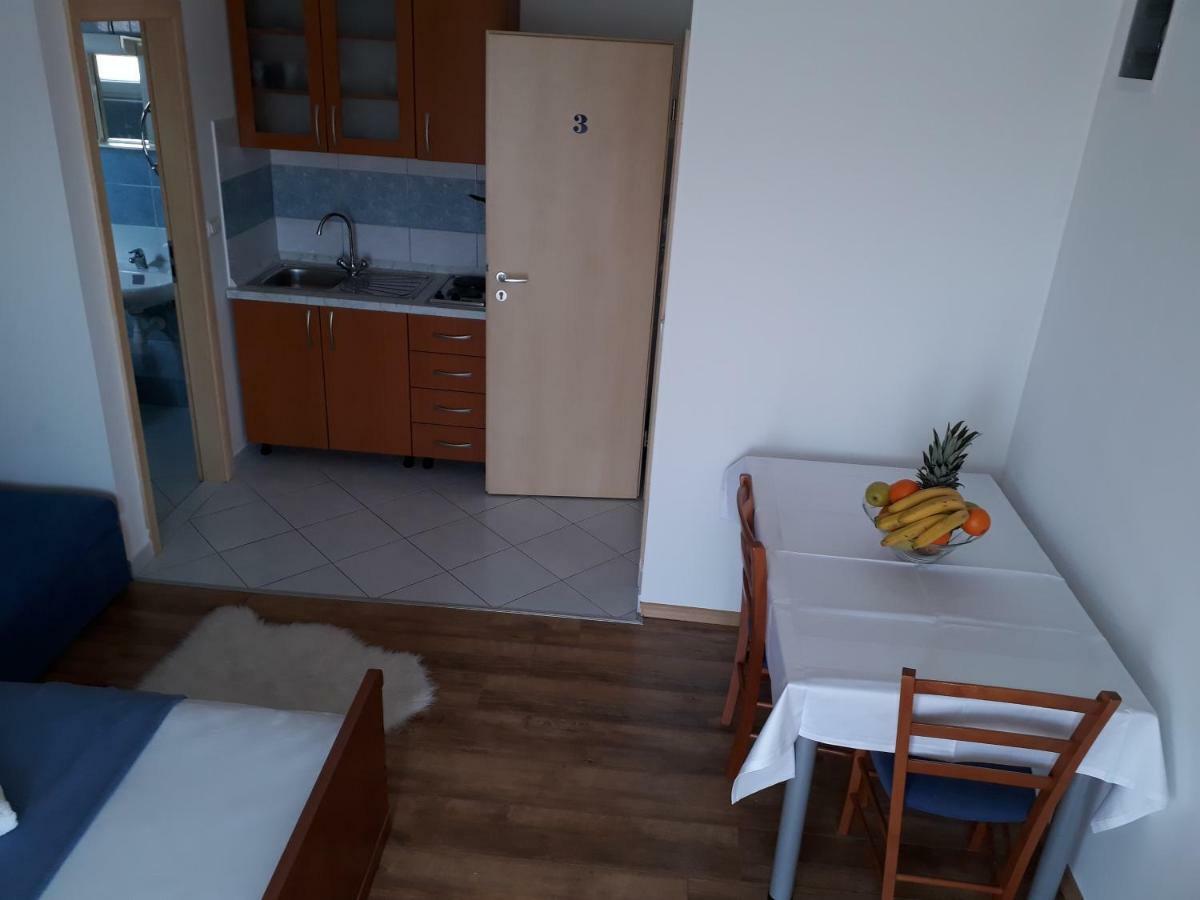 Apartmani Marino 普利拉卡 外观 照片