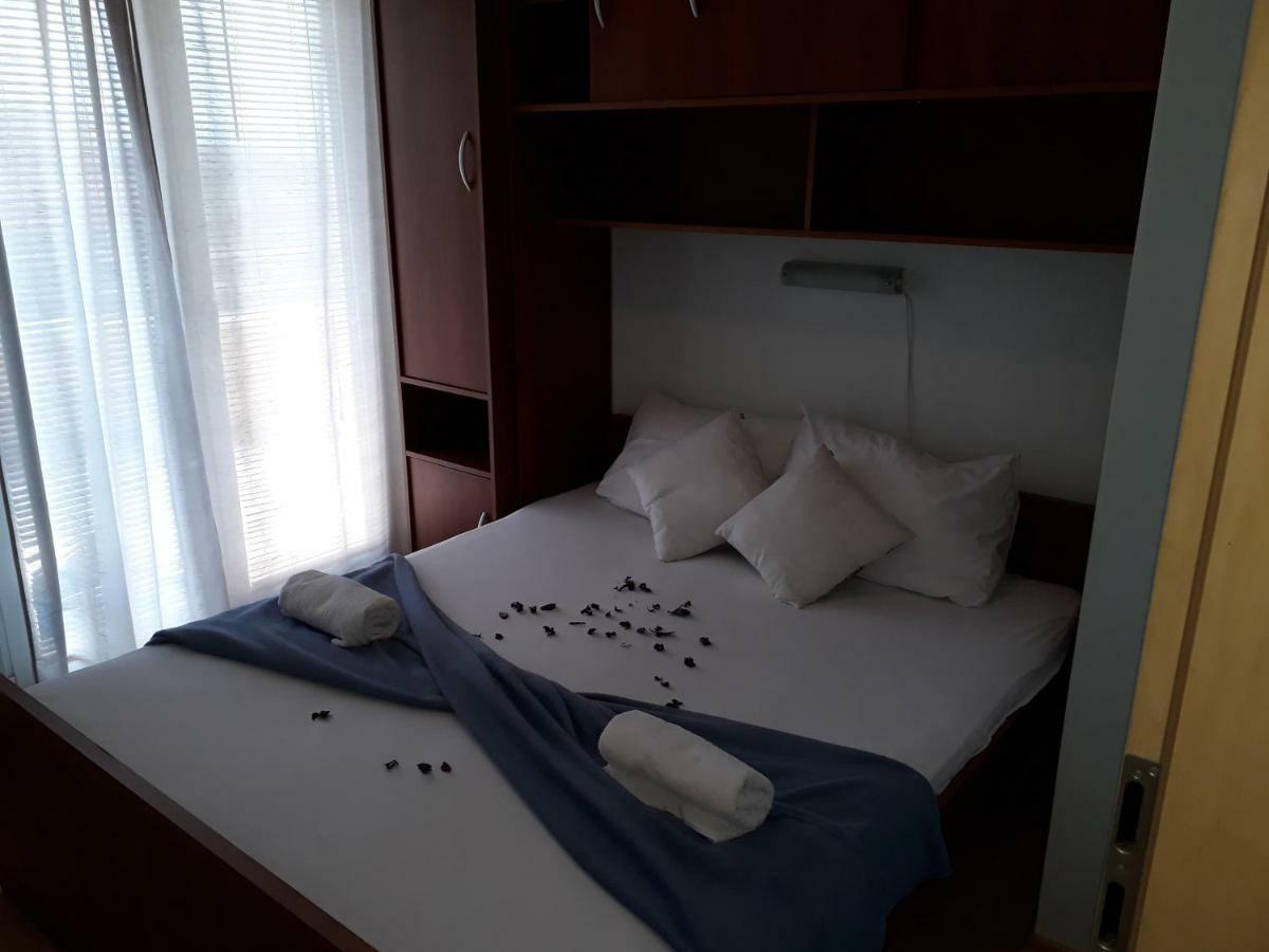 Apartmani Marino 普利拉卡 外观 照片