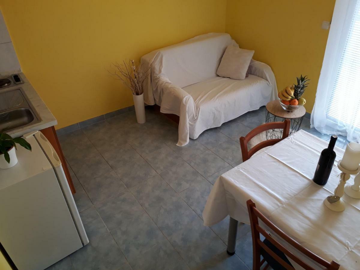 Apartmani Marino 普利拉卡 外观 照片