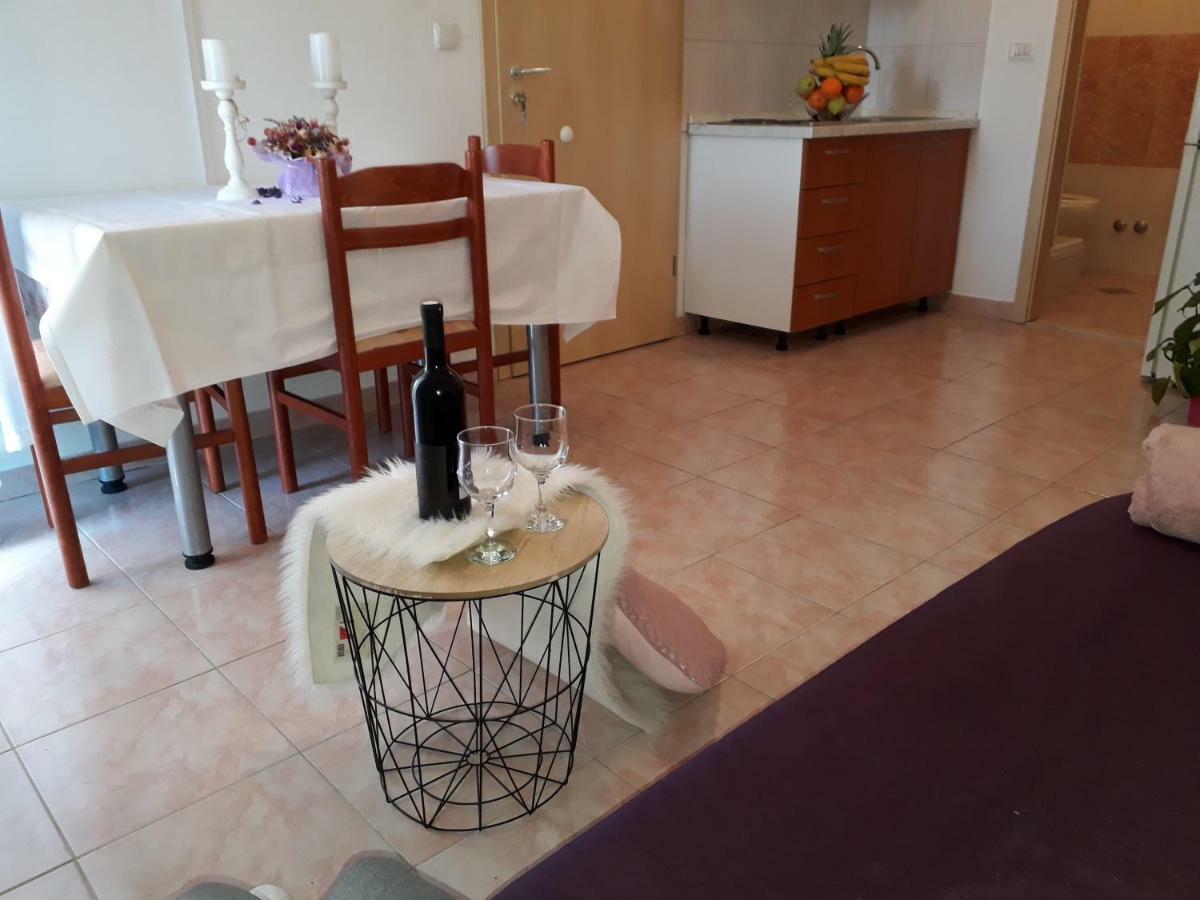 Apartmani Marino 普利拉卡 外观 照片